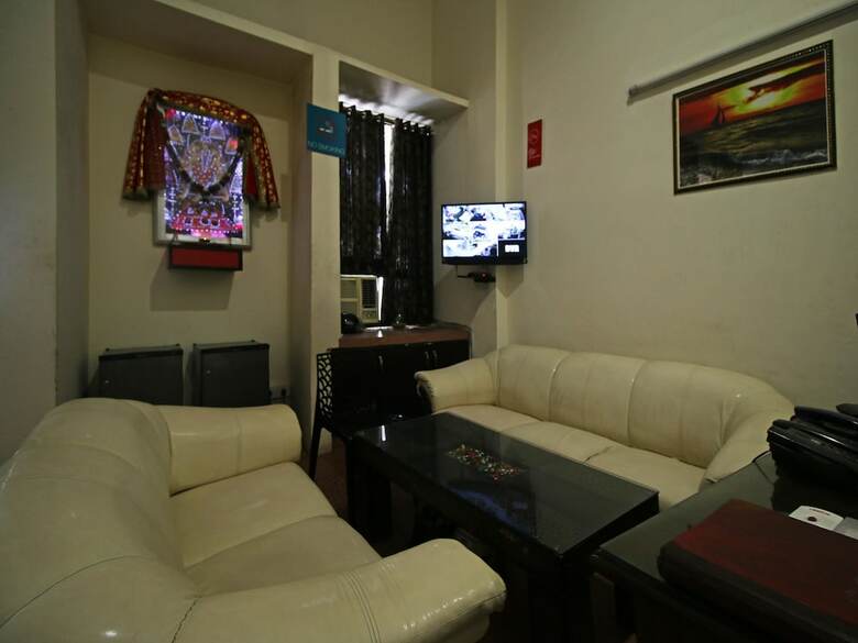 Oyo 630 Hotel Innova Homes