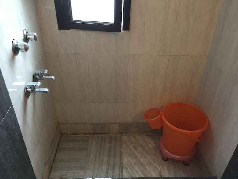 Oyo 630 Hotel Innova Homes