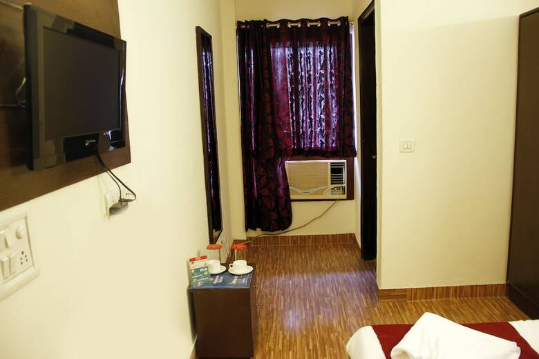 Oyo 630 Hotel Innova Homes