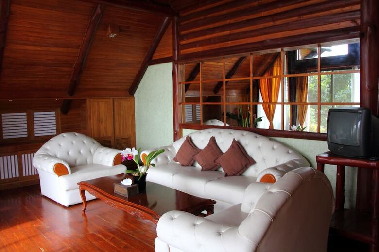 Hotel Phu Pha Nam Resort & Spa