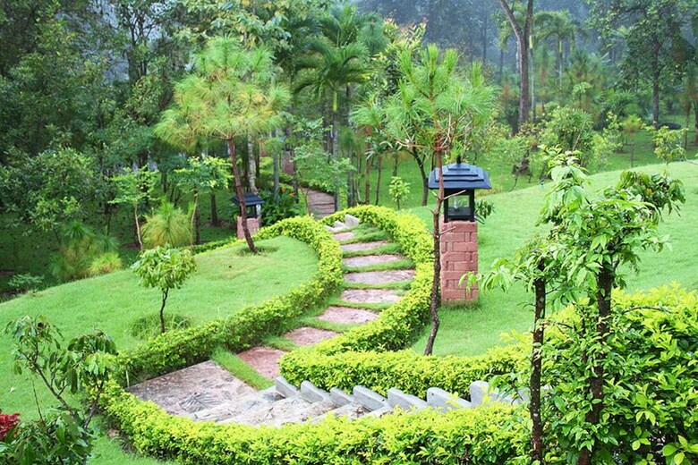 Hotel Phu Pha Nam Resort & Spa
