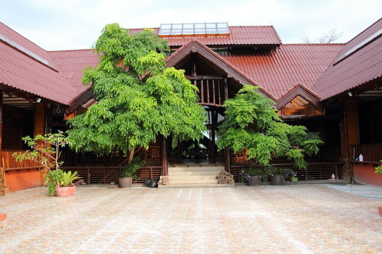 Hotel Phu Pha Nam Resort & Spa