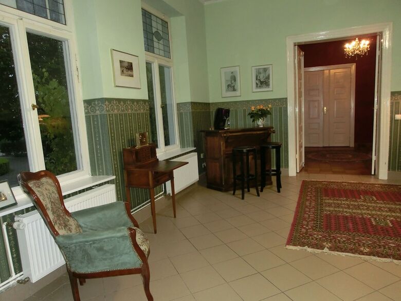 Hotel Dom�ne Neu Gaarz