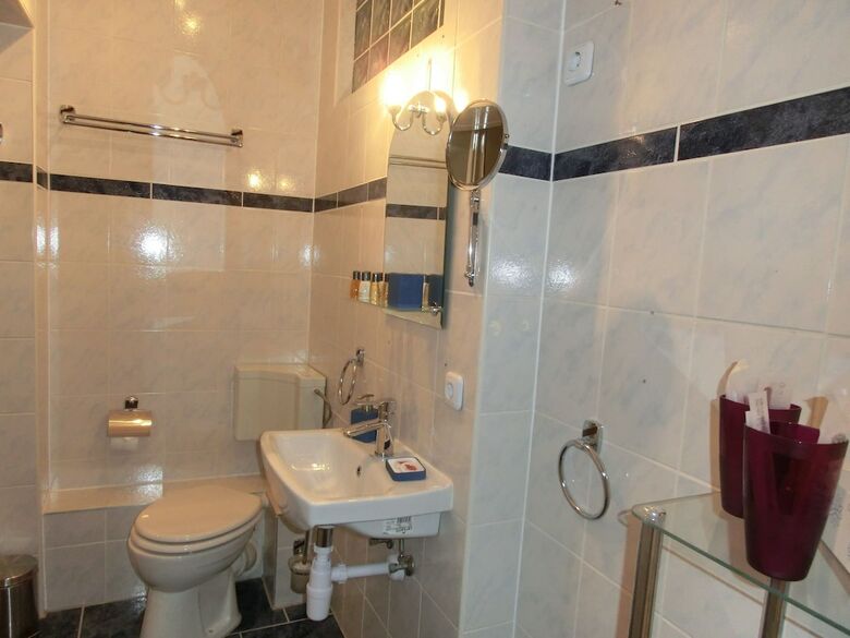 Hotel Dom�ne Neu Gaarz