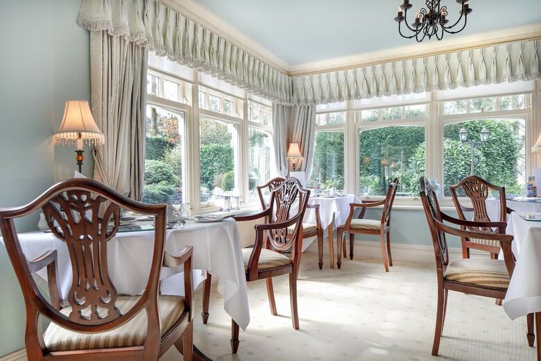 Hotel Storrs Gate House