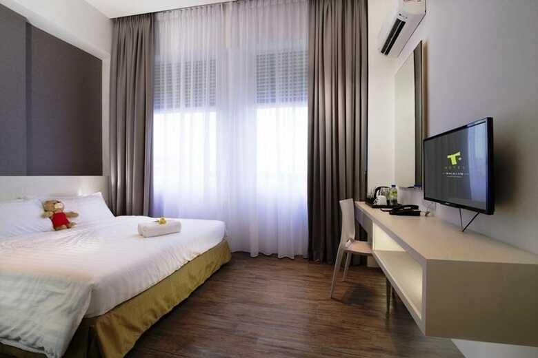 T+ Hotel Macallum