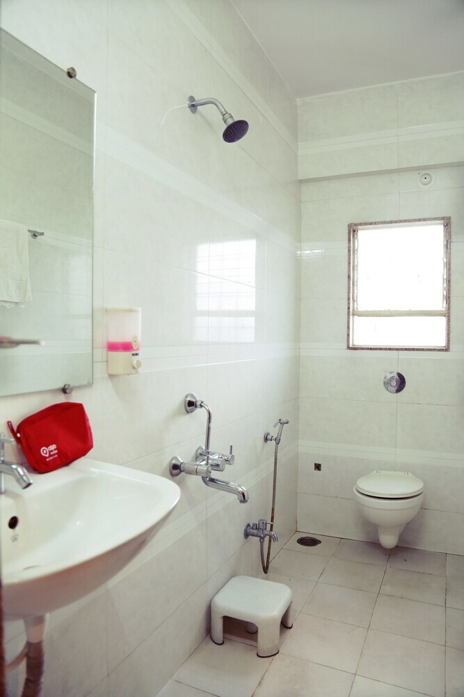 Oyo 671 Hotel Alpine