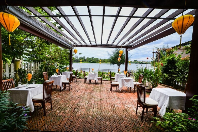 Hotel Villa Orchid Garden Riverside