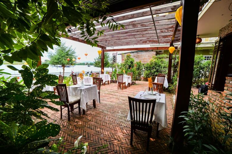 Hotel Villa Orchid Garden Riverside