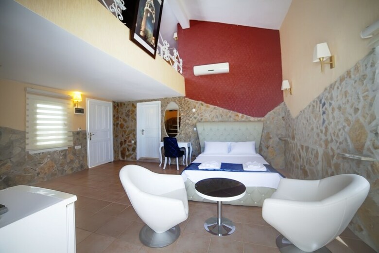 Peace Hotel