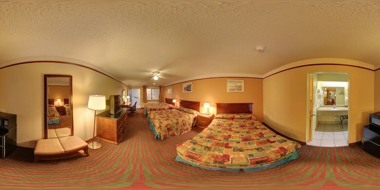 Hotel Deluxe Inn & Suites