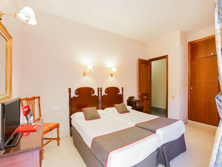 Oyo Hotel Don C�ndido