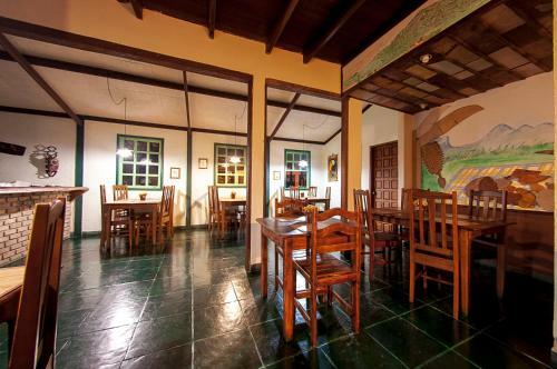 Hostal Pousada Monte Azul