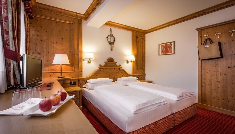 Hotel Diana
