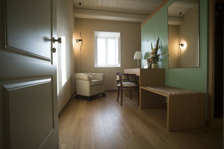 Relais Del Borgo Hotel E Spa