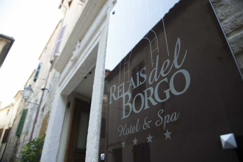 Relais Del Borgo Hotel E Spa