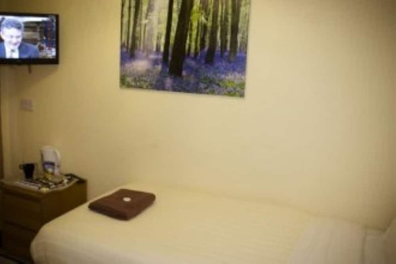 Cricklewood Lodge Hotel