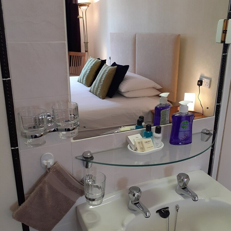 Bed & Breakfast Sandway House