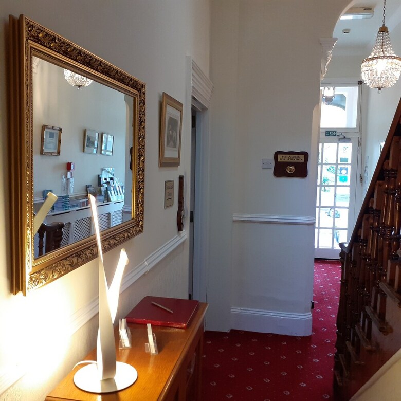 Bed & Breakfast Sandway House