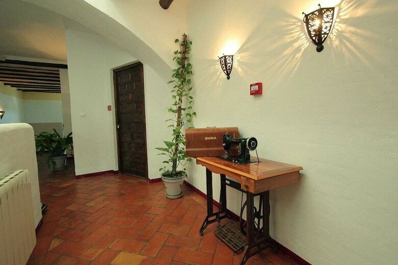 Hostal Hospederia La Era