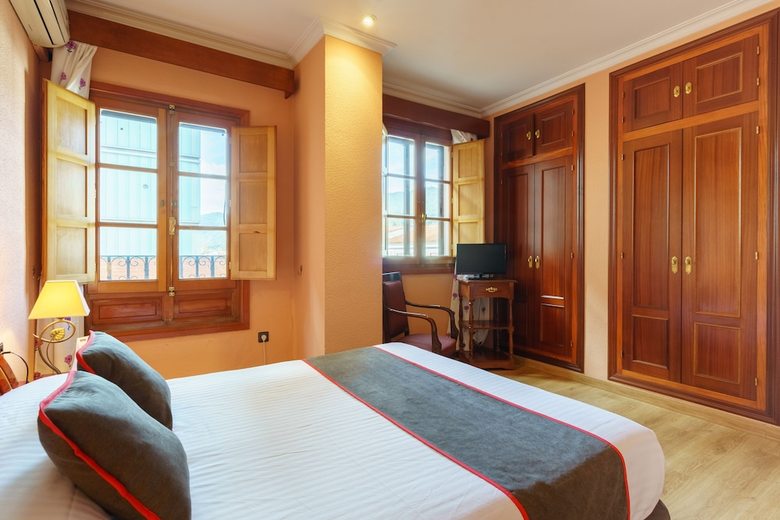 Oyo Hotel Los Casta�os