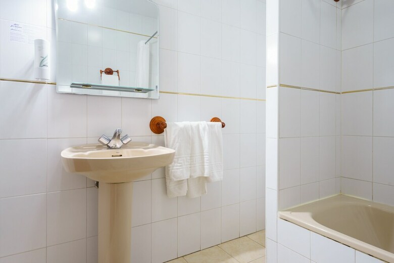 Oyo Hotel Los Casta�os