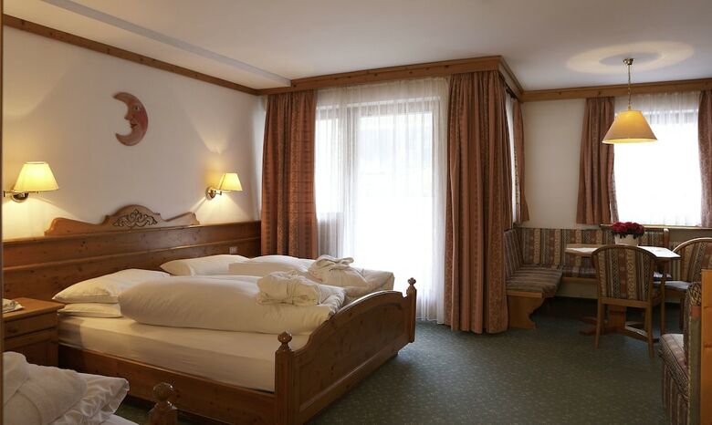 Hotel St�res - Mountain Nature Hotel