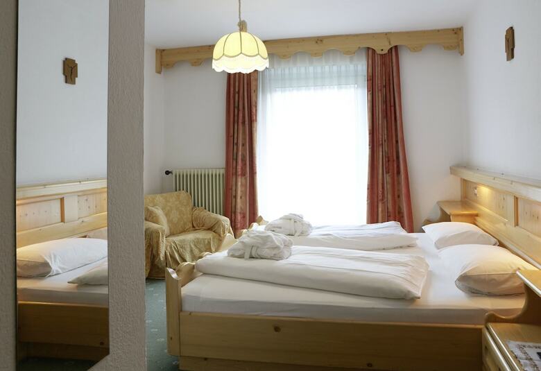 Hotel St�res - Mountain Nature Hotel