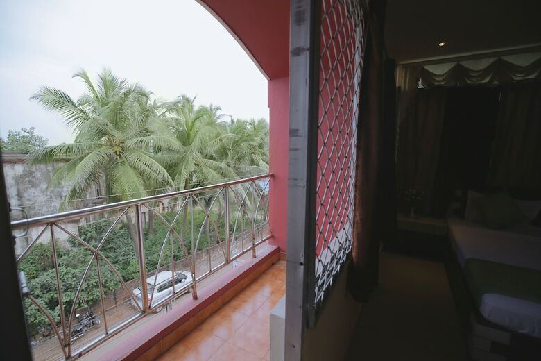 Hotel Pushpa - Berries Group Of Hotels