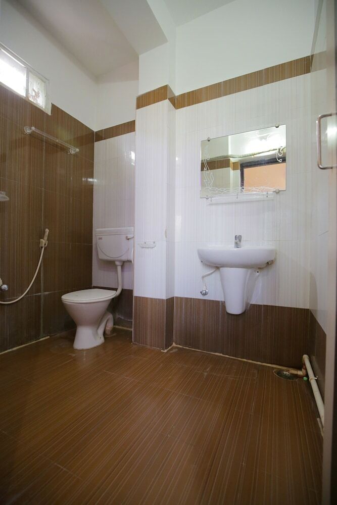 Hotel Pushpa - Berries Group Of Hotels