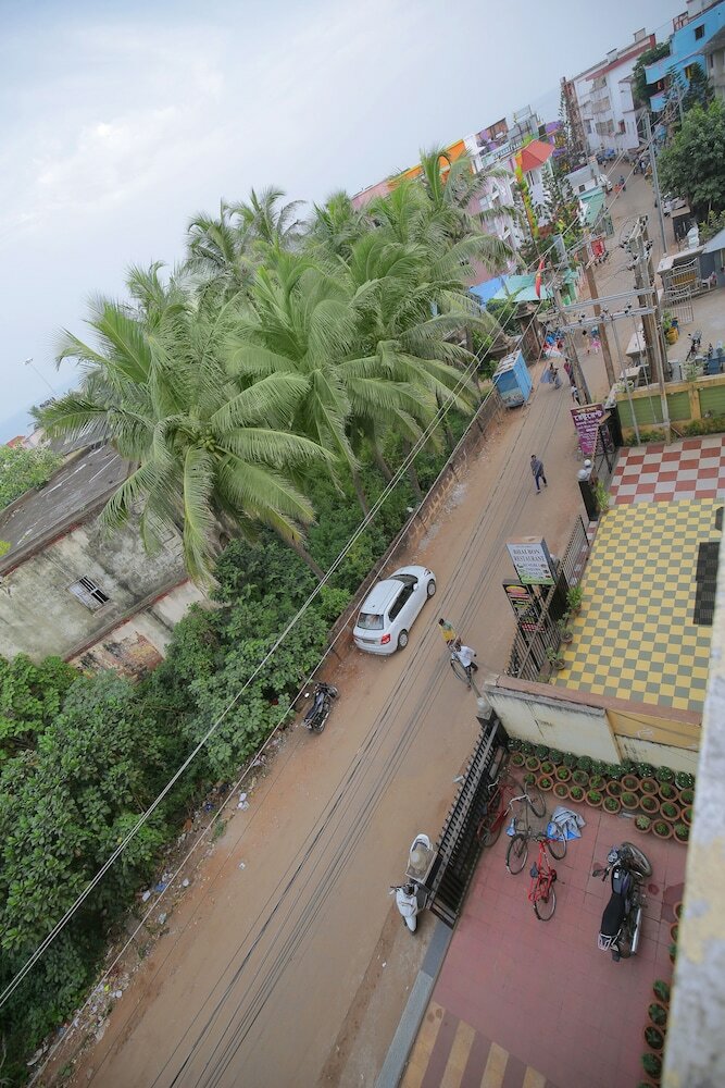Hotel Pushpa - Berries Group Of Hotels