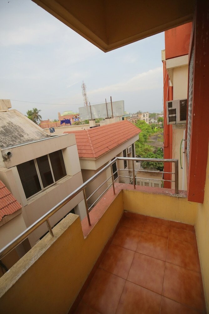 Hotel Pushpa - Berries Group Of Hotels