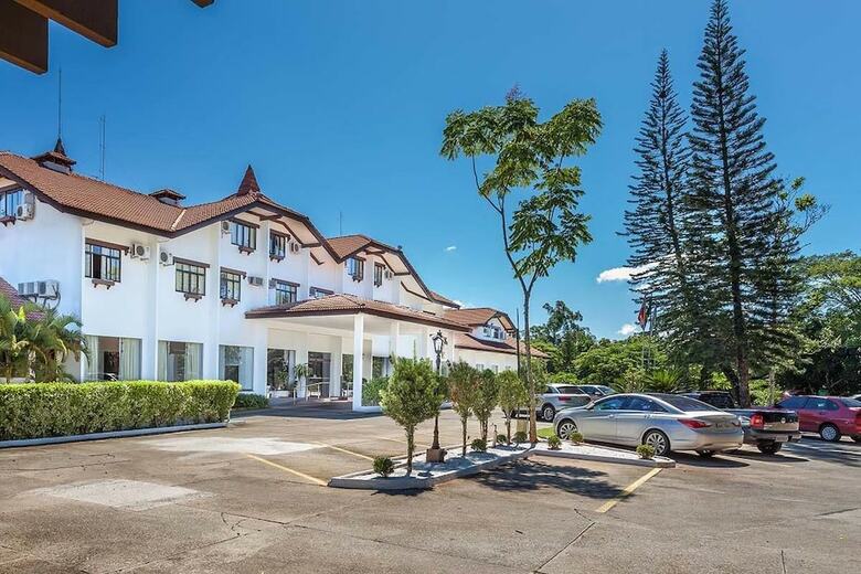 Monthez Hotel & Eventos