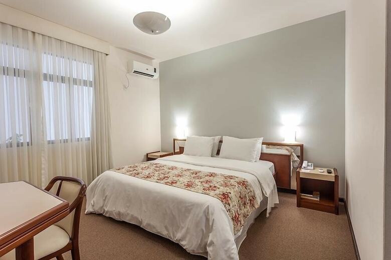 Monthez Hotel & Eventos