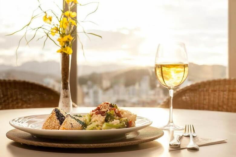 Monthez Hotel & Eventos