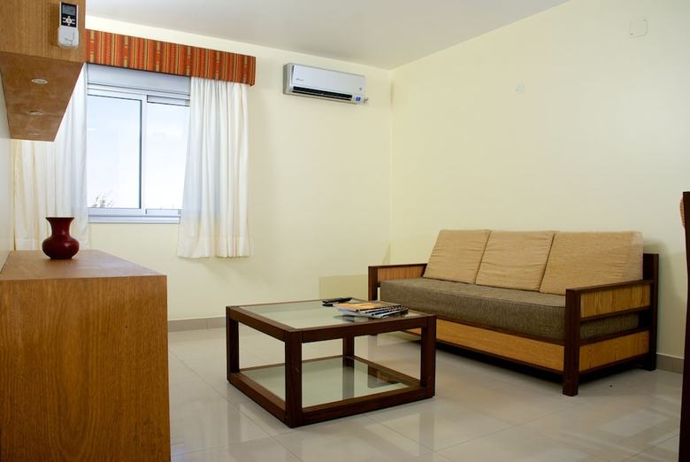 Hotel Alto Del Camino