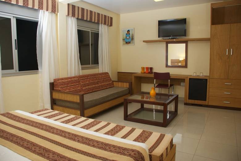 Hotel Alto Del Camino