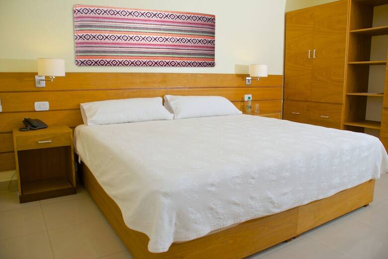 Hotel Alto Del Camino