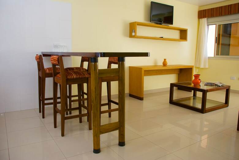 Hotel Alto Del Camino