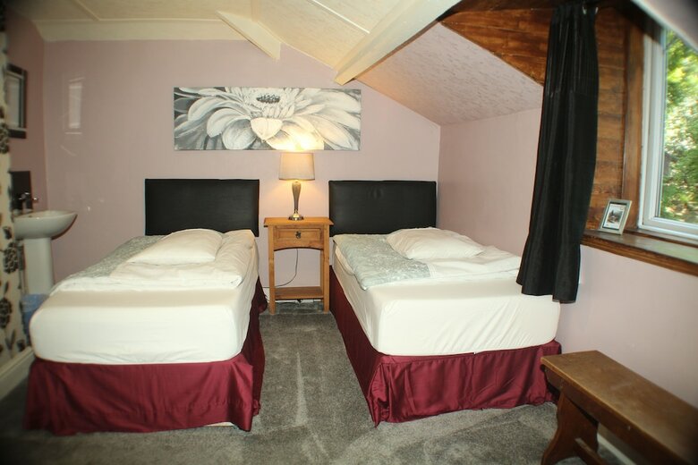 Hostal Lledr House - Hostel