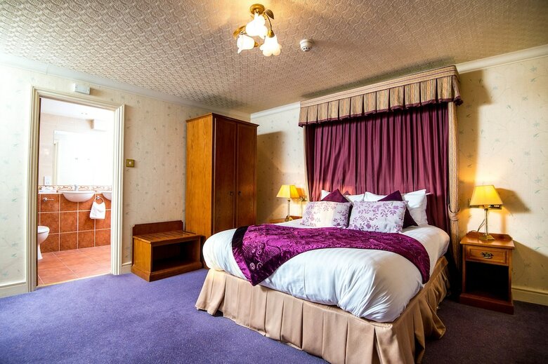 The Ivy Bush Royal Hotel By Compass Hospitality