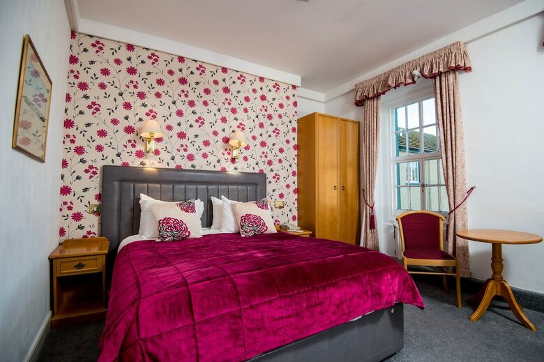 The Ivy Bush Royal Hotel By Compass Hospitality