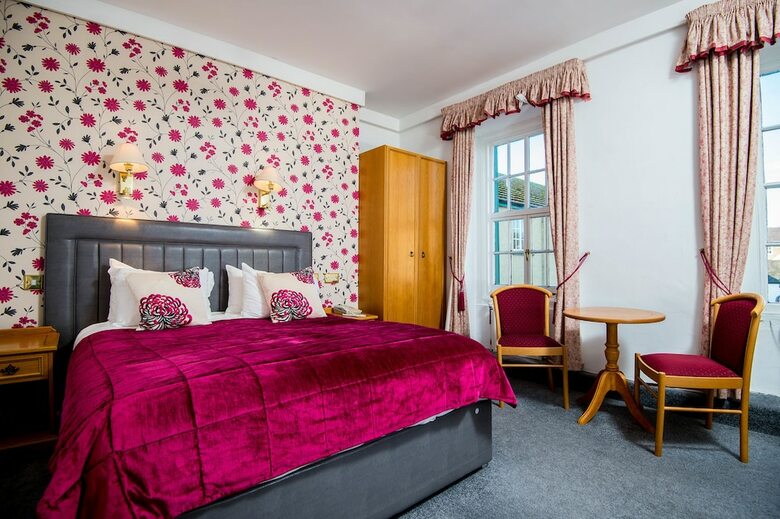 The Ivy Bush Royal Hotel By Compass Hospitality