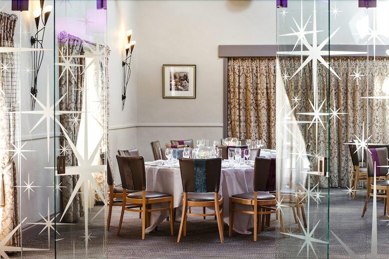 Hotel The Plough Rhosmaen