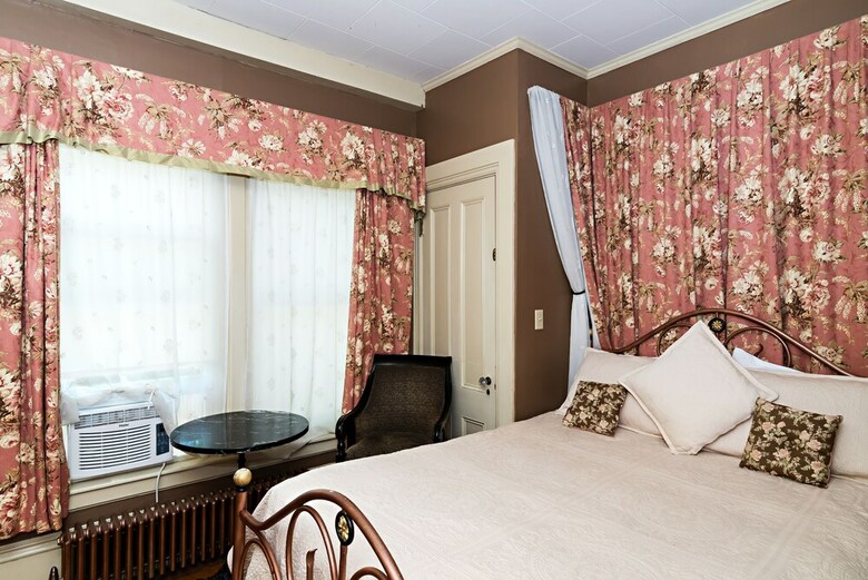Bed & Breakfast The Silver Fountain Inn