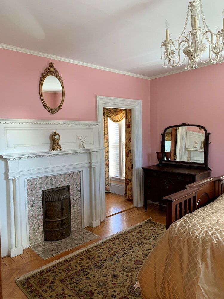 Bed & Breakfast The Silver Fountain Inn