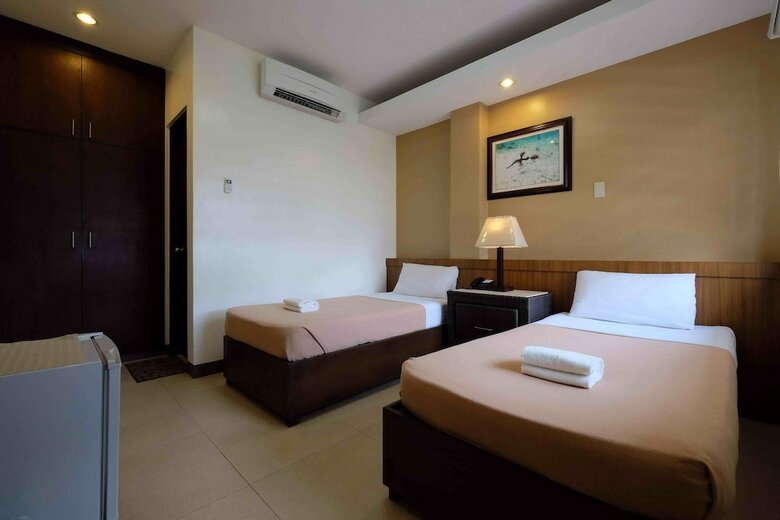 Hotel Dive Thru Scuba Resort