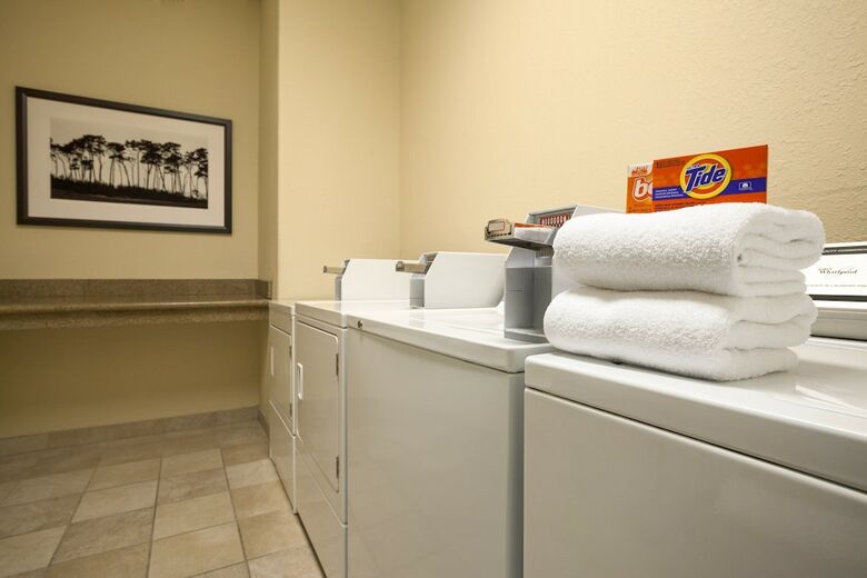 Hotel Country Inn & Suites By Radisson, Clinton, Ia