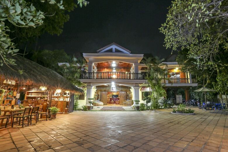 Hotel Bloom Garden Guesthouse