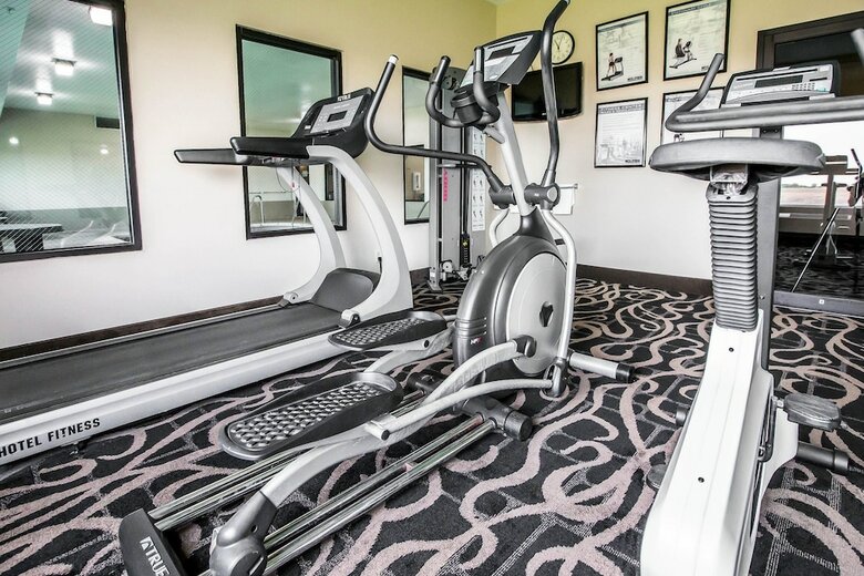Hotel Quality Inn & Suites